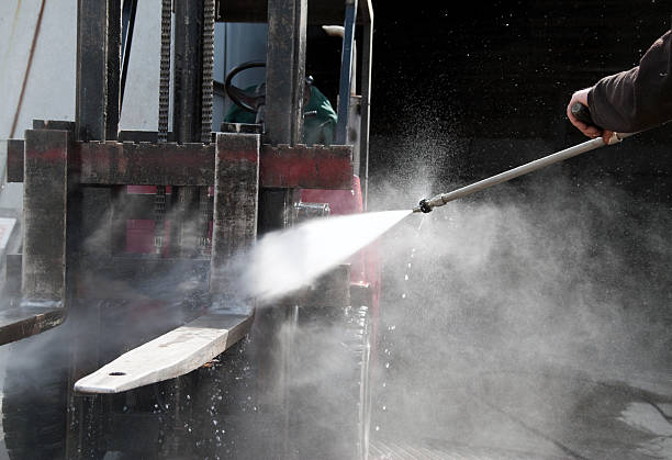 Why Choose Our Certified Pressure Washing Experts for Your Project Needs in South Lockport, NY?